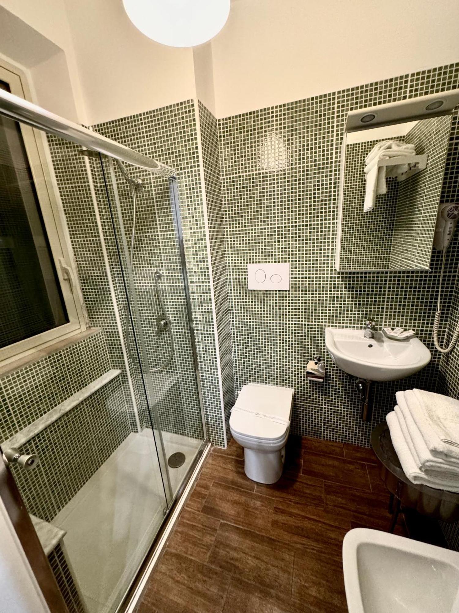レッジョ・ディ・カラブリア Enotria Bnb Bed & Breakfast エクステリア 写真
