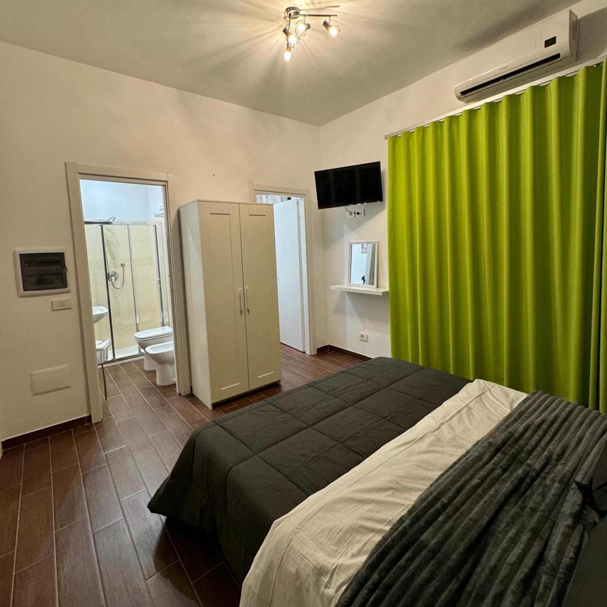 レッジョ・ディ・カラブリア Enotria Bnb Bed & Breakfast エクステリア 写真